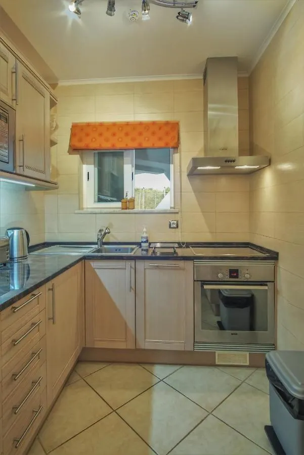 Casa Monte Cristo Apartments - Orange Lagos
